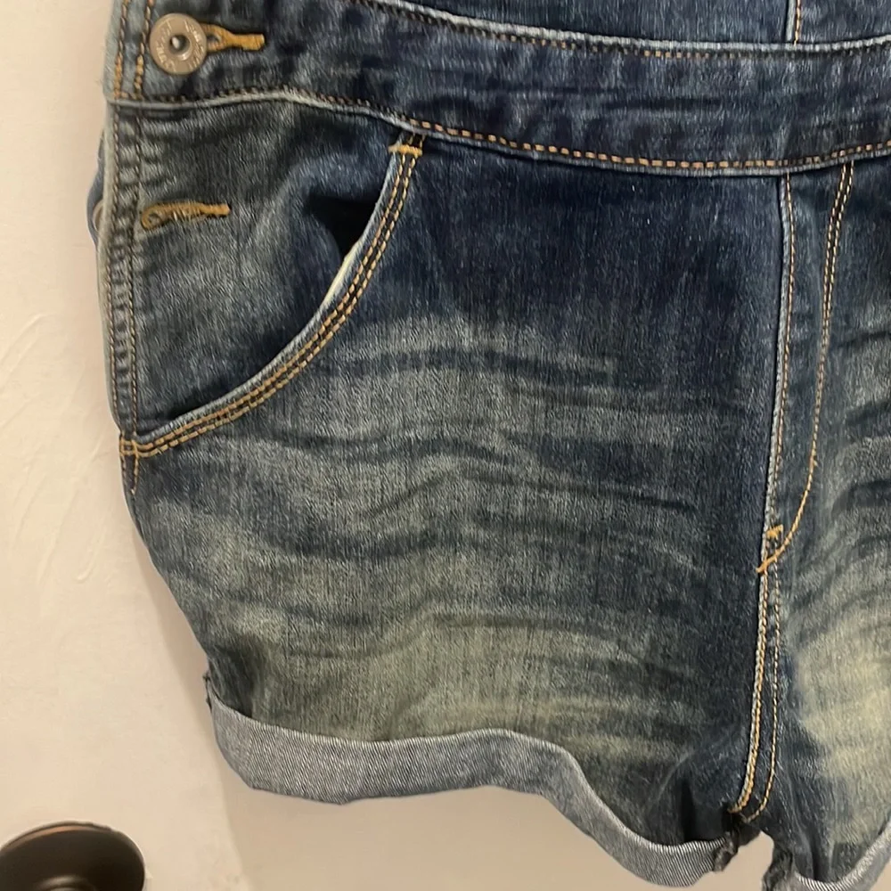 Levi’s shortalls in medium dark wash 1990’s style coverall s Medium